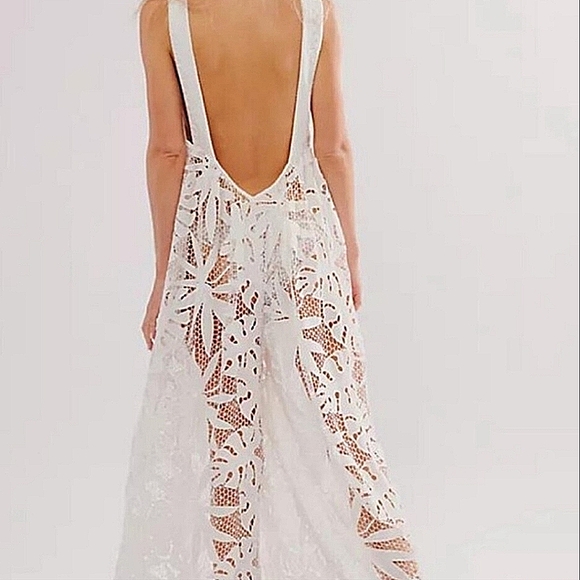 NWOT Free People FP Intimately La Vida White Crochet Cutout Lace Floral Jumpsuit - Picture 4 of 13